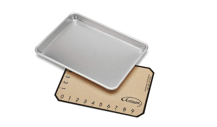 Small Aluminum Sheet Pan 13 x 9.5 and Silicone Baking Mat » NUCU®  Cookware & Bakeware